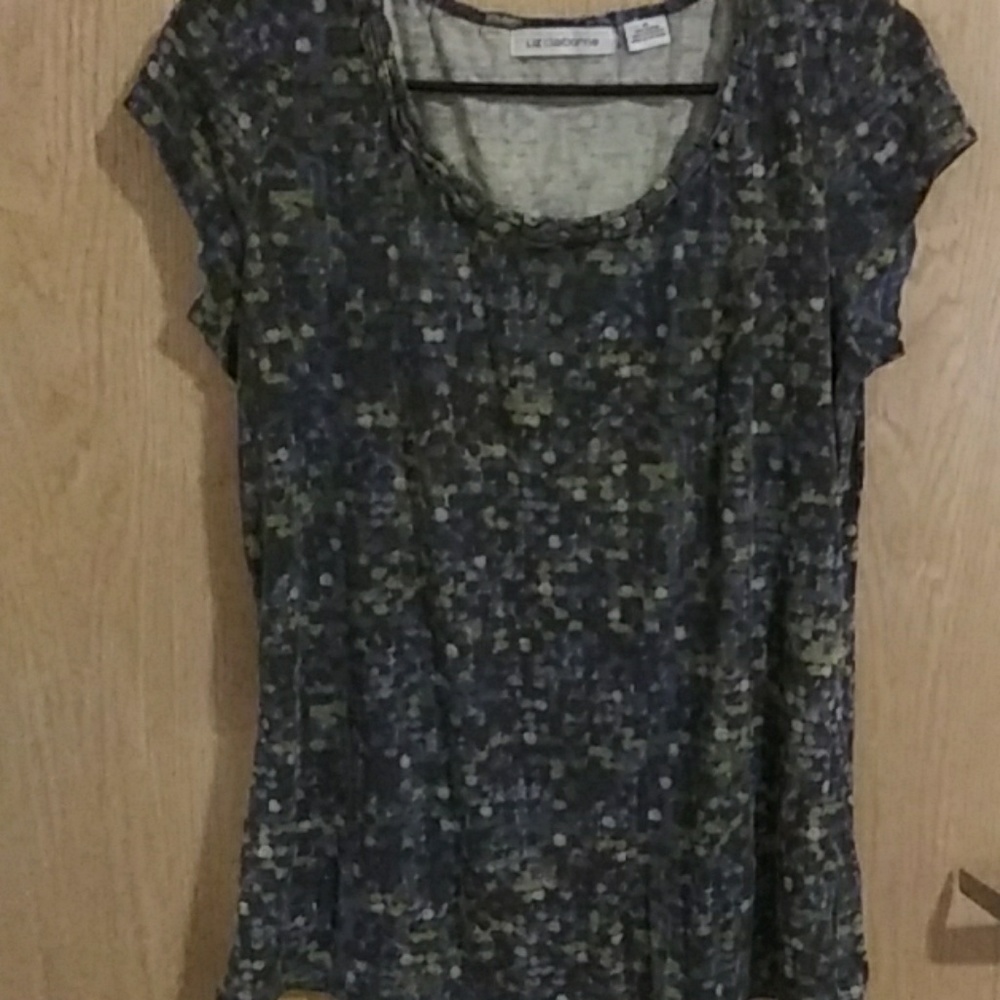 Liz Claiborne Tee
